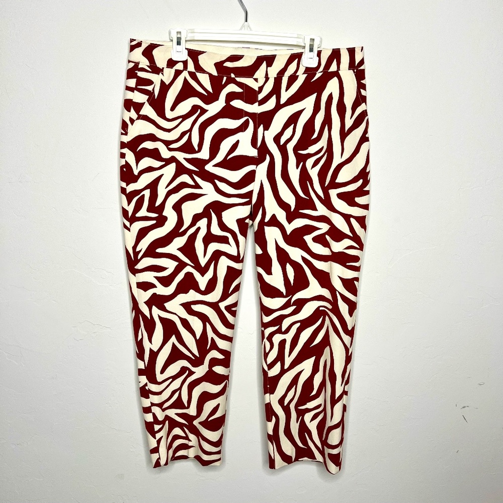 Spanx On The Go Animal Print Crop Pants, Clay And Off White View 2